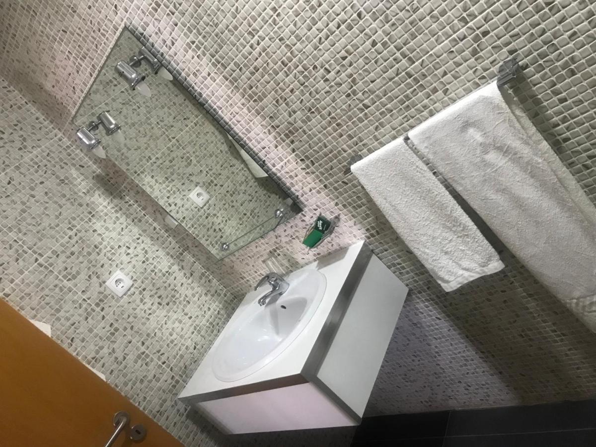 Vivi Hotel 프라이아 외부 사진