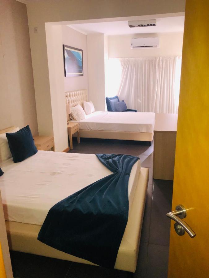 Vivi Hotel 프라이아 외부 사진